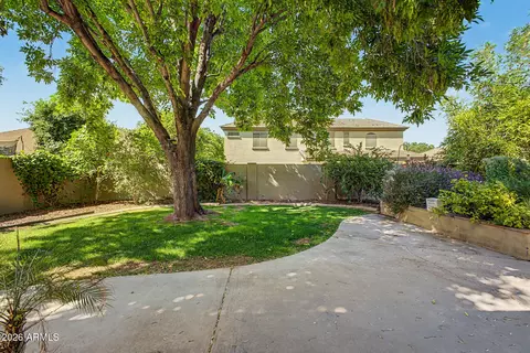 Exterior - 2886 E Washington Ave, Gilbert, AZ 85234 photo 1 of 6
