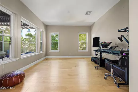 Living - 2886 E Washington Ave, Gilbert, AZ 85234 photo 5 of 5