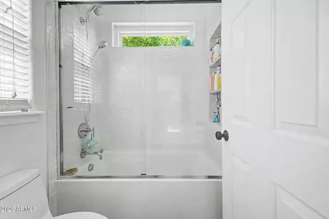 Bath - 2886 E Washington Ave, Gilbert, AZ 85234 photo 5 of 5