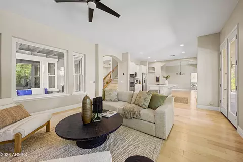 Living - 2886 E Washington Ave, Gilbert, AZ 85234 photo 3 of 5