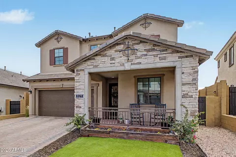 Exterior - 821 E Silver Fox Way, Phoenix, AZ 85048 photo 2 of 4