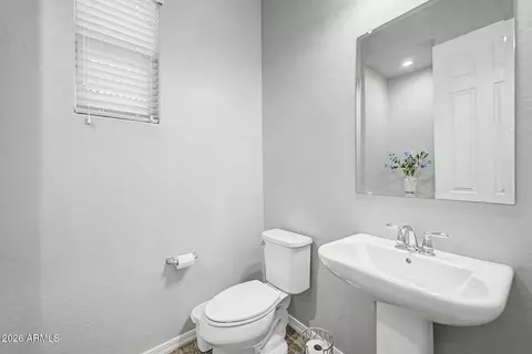 Bath - 4397 Evelyn St, Gilbert, AZ 85295 photo 1 of 4