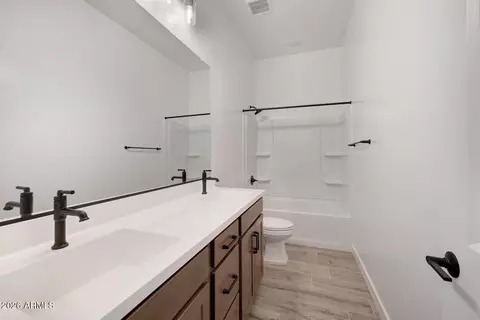 Bath - 821 W J Waltz Way, Apache Junction, AZ 85120 photo 4 of 5