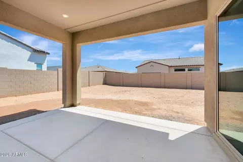Exterior - 821 W J Waltz Way, Apache Junction, AZ 85120 photo 2 of 5