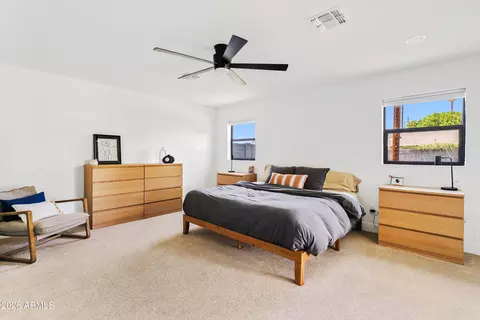 Bedroom - 6706 N 12th Way, Phoenix, AZ 85014 photo 1 of 6