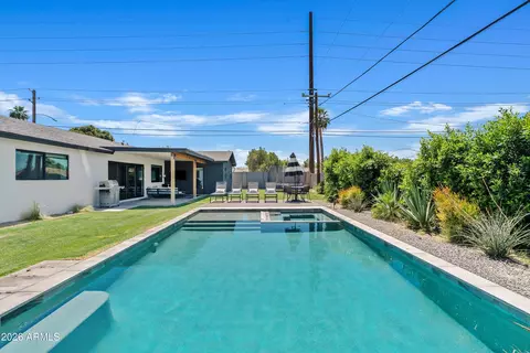 Exterior - 6706 N 12th Way, Phoenix, AZ 85014 photo 5 of 8
