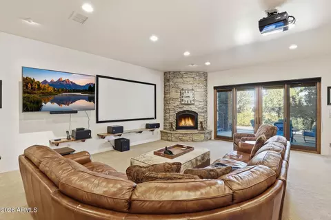 Living - 2410 E Golden Aster Cir, Payson, AZ 85541 photo 10 of 10
