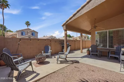 Exterior - 945 S Sailfish Dr, Gilbert, AZ 85233 photo 4 of 9