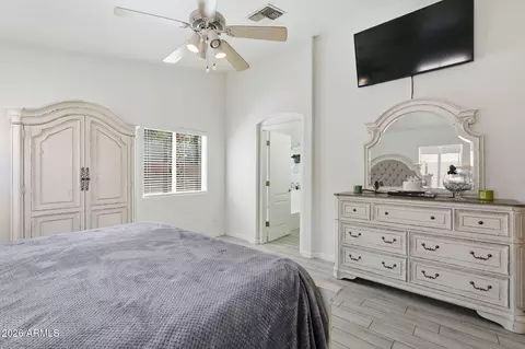 Bedroom - 945 S Sailfish Dr, Gilbert, AZ 85233 photo 2 of 8