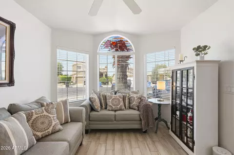 Living - 945 S Sailfish Dr, Gilbert, AZ 85233 photo 5 of 5