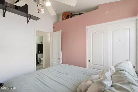 Bedroom - 945 S Sailfish Dr, Gilbert, AZ 85233 photo 6 of 8