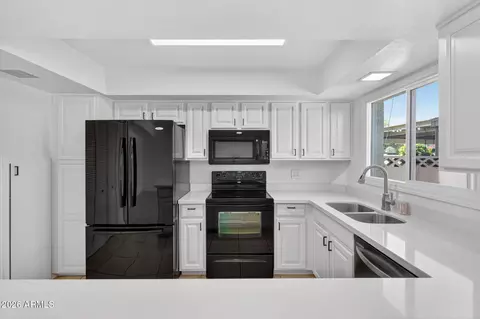 8548 E Mcdonald Dr, Scottsdale, AZ 85250