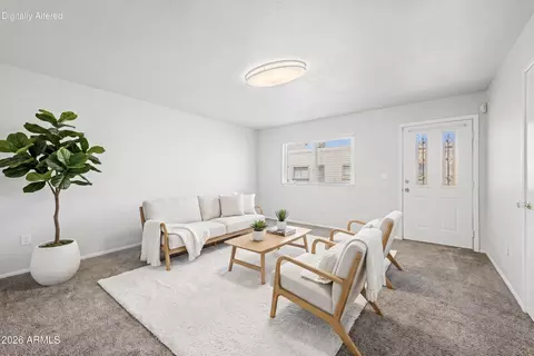 Living - 4505 N 26th Dr, Phoenix, AZ 85017 photo 3 of 4