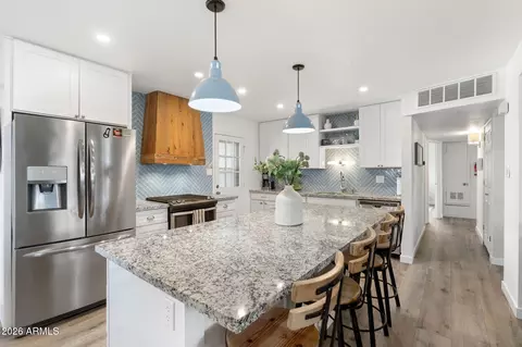 Kitchen - 133 E Pierce St, Tempe, AZ 85288 photo 4 of 7