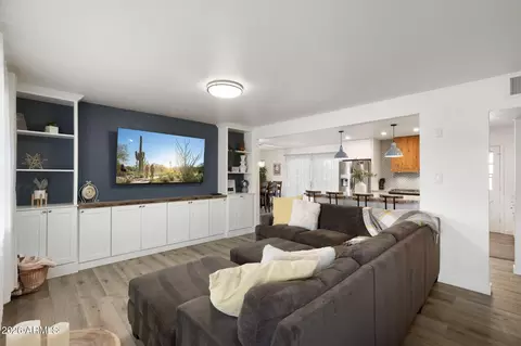 Living - 133 E Pierce St, Tempe, AZ 85288 photo 4 of 4
