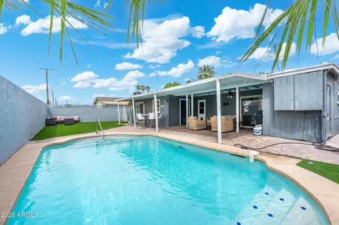 Exterior - 133 E Pierce St, Tempe, AZ 85288 photo 7 of 11