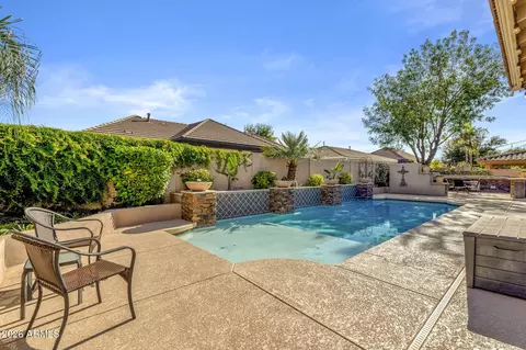 Exterior - 2927 E Washington Ave, Gilbert, AZ 85234 photo 12 of 14