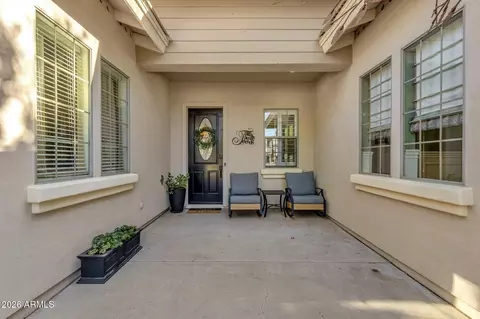 Exterior - 2927 E Washington Ave, Gilbert, AZ 85234 photo 6 of 14