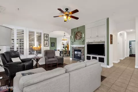 Living - 2927 E Washington Ave, Gilbert, AZ 85234 photo 2 of 2
