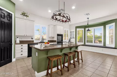 Kitchen - 2927 E Washington Ave, Gilbert, AZ 85234 photo 6 of 6