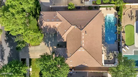 View/Area - 2927 E Washington Ave, Gilbert, AZ 85234 photo 1 of 16