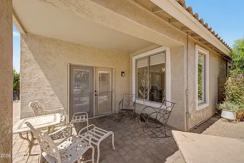 Exterior - 885 E Kyle Ct, Gilbert, AZ 85296 photo 5 of 8
