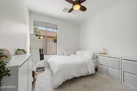 Bedroom - 885 E Kyle Ct, Gilbert, AZ 85296 photo 4 of 7
