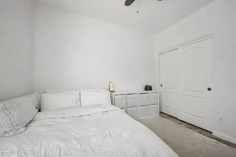 Bedroom - 885 E Kyle Ct, Gilbert, AZ 85296 photo 5 of 7
