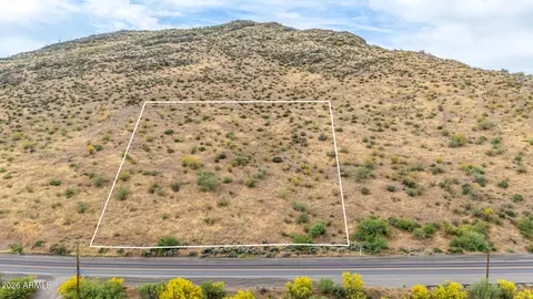 7 E Nn E Circle Mountain Rd #-, New River, AZ 85087