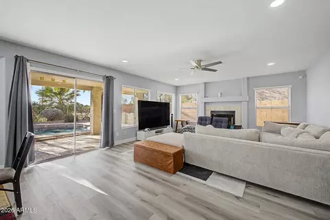 Living - 478 N Jackson St, Gilbert, AZ 85233 photo 1 of 2