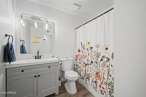 Bath - 1420 E Campus Dr, Tempe, AZ 85282 photo 2 of 2