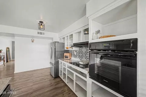 Kitchen - 1420 E Campus Dr, Tempe, AZ 85282 photo 2 of 2