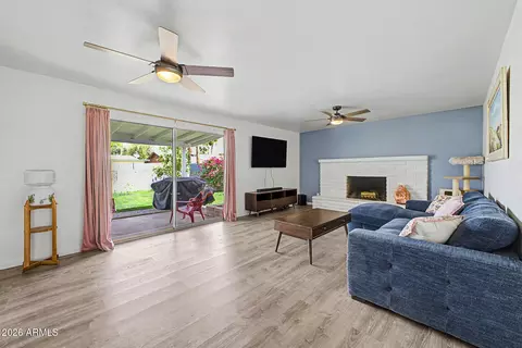 Living - 1420 E Campus Dr, Tempe, AZ 85282 photo 1 of 1