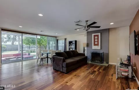 Living - 2645 E Glenrosa Ave, Phoenix, AZ 85016 photo 1 of 1