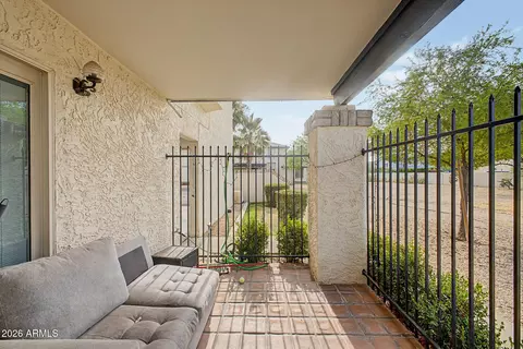 Exterior - 760 Eugie Ave, Phoenix, AZ 85022 photo 4 of 13