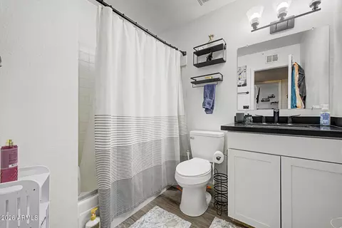 Bath - 760 Eugie Ave, Phoenix, AZ 85022 photo 2 of 2