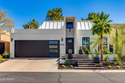 3038 E Stella Ln, Phoenix, AZ 85016