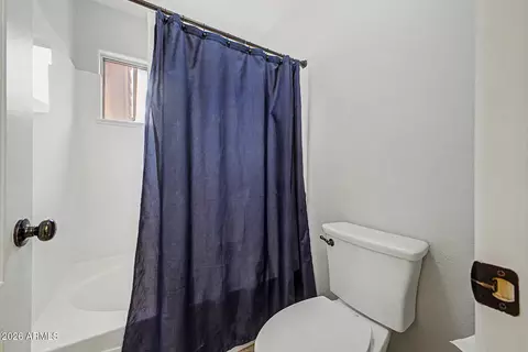 Bath - 1306 Erie St, Gilbert, AZ 85295 photo 4 of 5