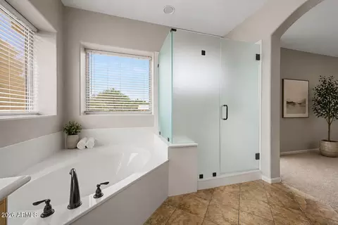 Bath - 1306 Erie St, Gilbert, AZ 85295 photo 2 of 5