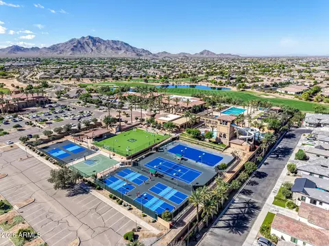 View/Area - 3915 E Meadowview Dr, Gilbert, AZ 85298 photo 10 of 24