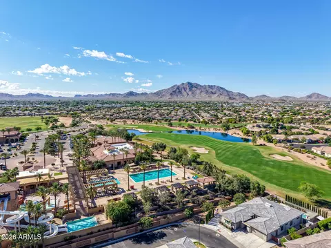 View/Area - 3915 E Meadowview Dr, Gilbert, AZ 85298 photo 9 of 24