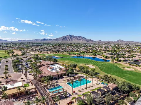 View/Area - 3915 E Meadowview Dr, Gilbert, AZ 85298 photo 8 of 24