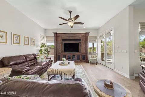 Living - 3915 E Meadowview Dr, Gilbert, AZ 85298 photo 2 of 4