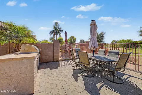 Exterior - 3915 E Meadowview Dr, Gilbert, AZ 85298 photo 7 of 12