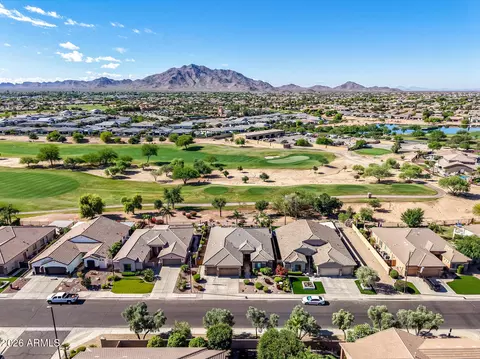 View/Area - 3915 E Meadowview Dr, Gilbert, AZ 85298 photo 13 of 24