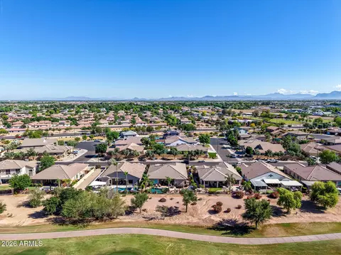 View/Area - 3915 E Meadowview Dr, Gilbert, AZ 85298 photo 20 of 24