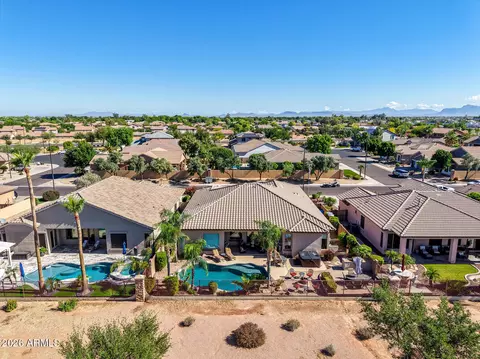 View/Area - 3915 E Meadowview Dr, Gilbert, AZ 85298 photo 17 of 24