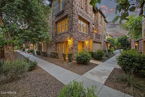 Exterior - 2450 E Roma Ave, Phoenix, AZ 85016 photo 1 of 9