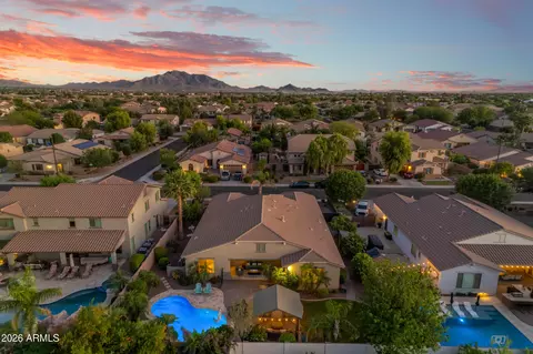 View/Area - 2546 E Carob Dr, Gilbert, AZ 85298 photo 1 of 6