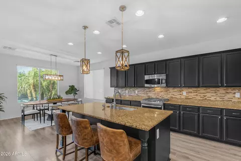 Kitchen - 2546 E Carob Dr, Gilbert, AZ 85298 photo 2 of 4